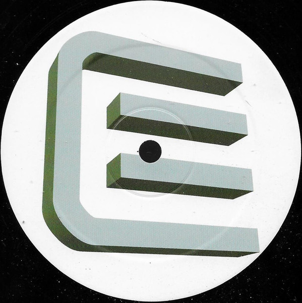 DJ Luccio Featuring Sandy Wilhelm - No Fear | Executive Records (ER 017) - 4 DJ Luccio Featuring Sandy Wilhelm - No Fear | Executive Records (ER 017) - 4