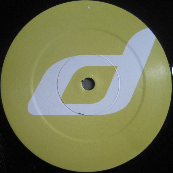 Mikael Delta - The Dawn EP | Distance (Di 2016 MD 803) - 3 Mikael Delta - The Dawn EP | Distance (Di 2016 MD 803) - 3