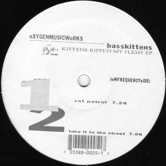 Bass Kittens - Kittens Ripped My Flesh EP | OMW (Oxygen Music Works) (OMWE-005) Bass Kittens - Kittens Ripped My Flesh EP | OMW (Oxygen Music Works) (OMWE-005)