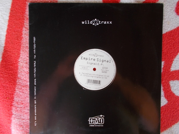 Empire Signal - Signal E.P. | Wild Traxx (Wild Traxx 4-002-5) - main