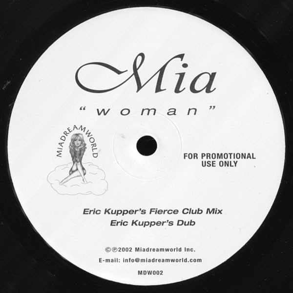Mia - Woman | MiaDreamworld (MDW002) - main Mia - Woman | MiaDreamworld (MDW002) - main