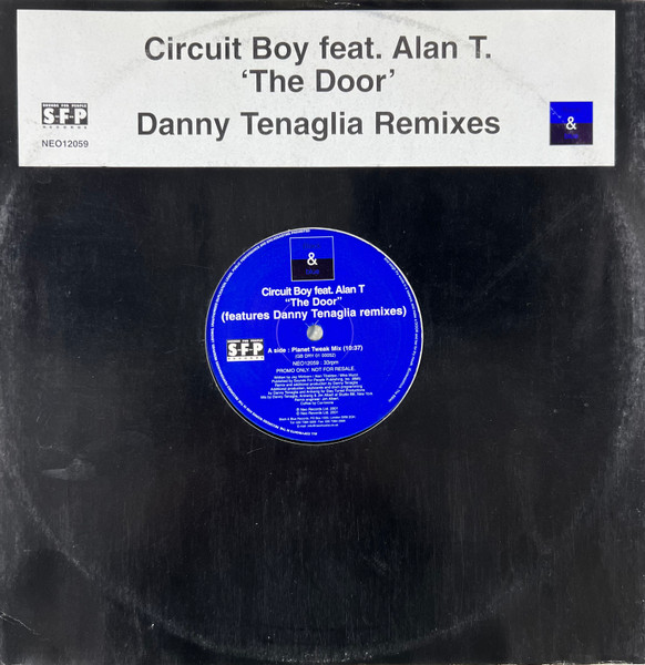 Circuit Boy Feat Alan T - The Door | Black & Blue (NEO12059) - 3 Circuit Boy Feat Alan T - The Door | Black & Blue (NEO12059) - 3