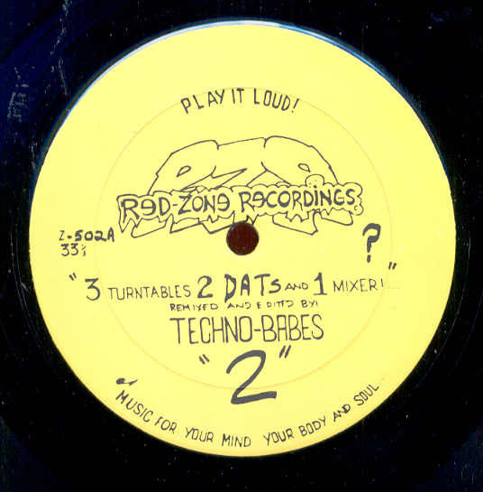 Techno-Babes - "2" : 3 Turntables 2 DATs And 1 Mixer!... | Red-Zone Recordings (Z-502)