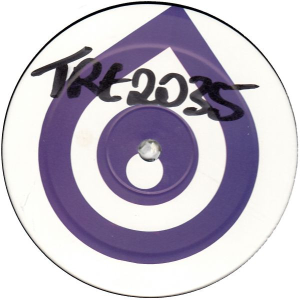 Comanova - Waiting For The Summer | Tremolo (TRE 2035) - main Comanova - Waiting For The Summer | Tremolo (TRE 2035) - main