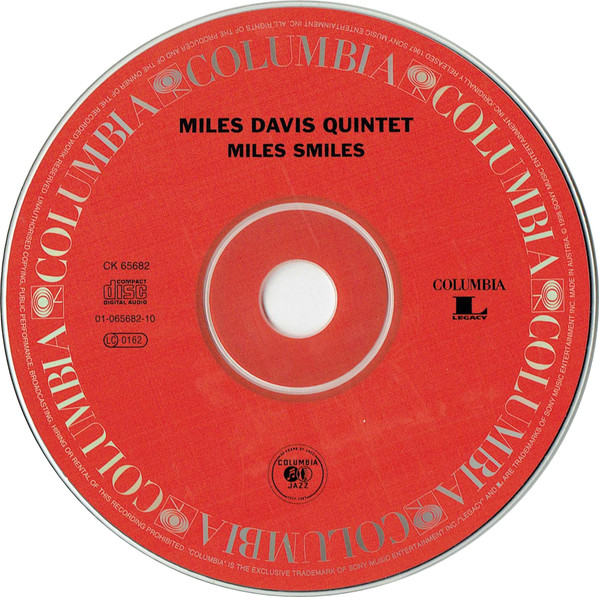The Miles Davis Quintet - Miles Smiles | Columbia (CK 65682) - 3