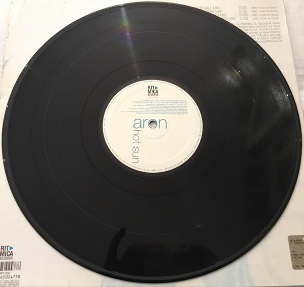Aron - Hot Sun | Ritmica Records (RIT 006) - 3 Aron - Hot Sun | Ritmica Records (RIT 006) - 3
