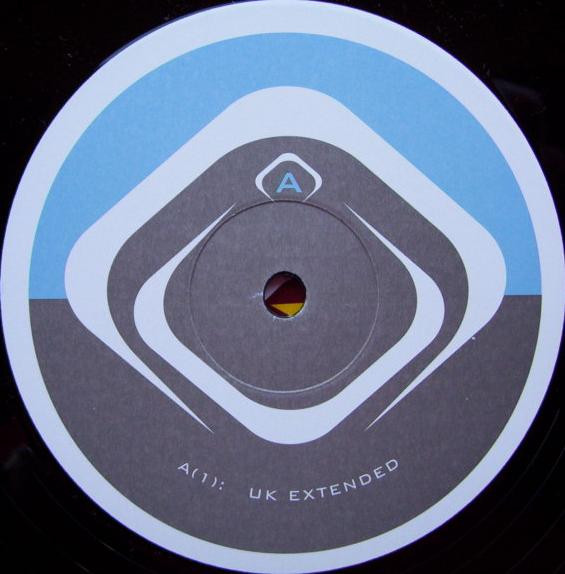 Spike - A Moment Of Love | Zeitgeist (587 160-1) - 4 Spike - A Moment Of Love | Zeitgeist (587 160-1) - 4