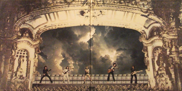 Blue Öyster Cult - On Your Feet Or On Your Knees | Columbia (PG 33371) - 2 Blue Öyster Cult - On Your Feet Or On Your Knees | Columbia (PG 33371) - 2