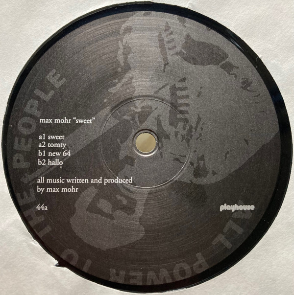 Max Mohr - Sweet | Playhouse (44)