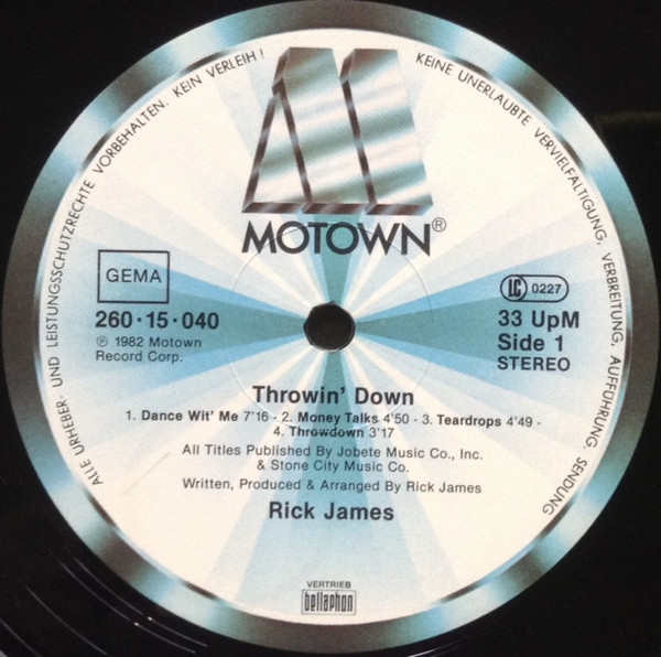 Rick James - Throwin' Down | Motown (260·15·040) - 3