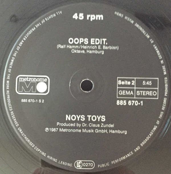 Noys Toys - O-Io-Oops | Metronome (885 670-1) - 3