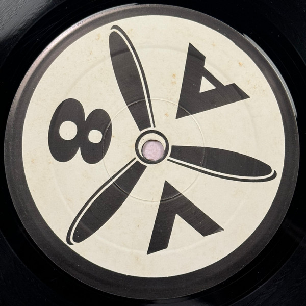 John Kano + Ize 1 - Woman 2000 | AV8 Records (AV59) - 2 John Kano + Ize 1 - Woman 2000 | AV8 Records (AV59) - 2