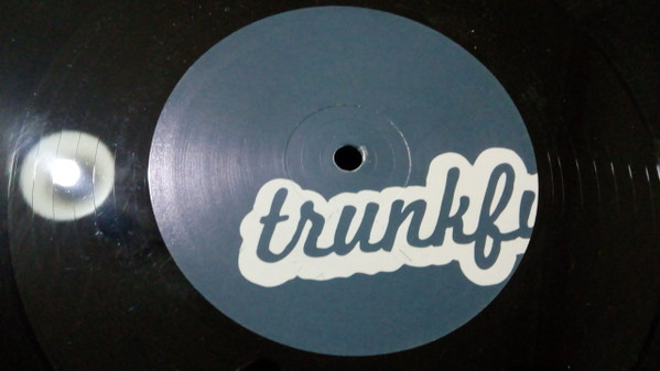 Tyken Featuring Darryl D'Bonneau - Don’t Ever Stop Dancing | Trunkfunk Records (TF002) - 3