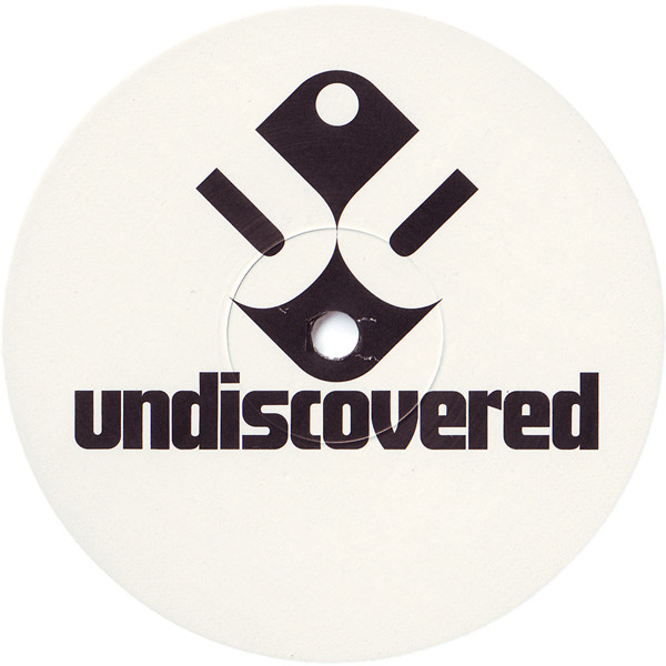 The Messengers Featuring Lisa Millett - Spread Love | Undiscovered (UND024) - 2 The Messengers Featuring Lisa Millett - Spread Love | Undiscovered (UND024) - 2