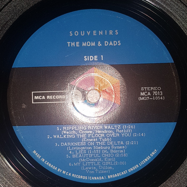 The Mom And Dads - Souvenirs | MCA Records (MCA 7013) - 3