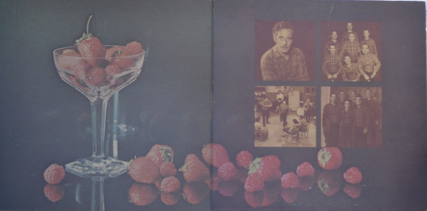 La Famille Soucy - Les Fraises Et Les Framboises | Tee Vee Records Inc. (TF-1031) - 2 La Famille Soucy - Les Fraises Et Les Framboises | Tee Vee Records Inc. (TF-1031) - 2
