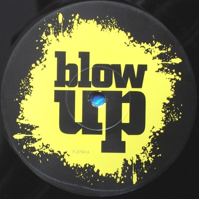 The KLF - Last Train To Trancentral (Live From The Lost Continent) | Blow Up (INT 125.907) - 4