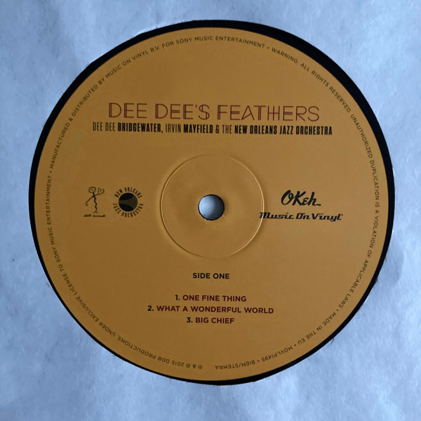 Dee Dee's Feathers
