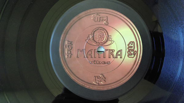 Santos - Keep On... | Mantra Vibes (MTR 2049) - 3