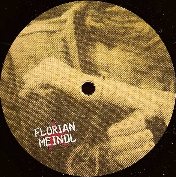 Florian Meindl - Glitchy Katie | Resopal Red (RSP RED 009) - 2 Florian Meindl - Glitchy Katie | Resopal Red (RSP RED 009) - 2