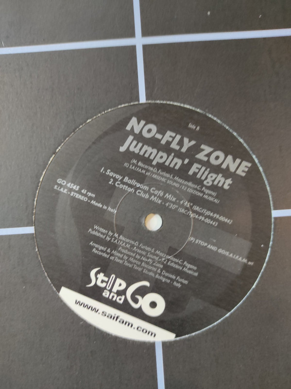 No Fly Zone - Jumpin' Flight | Stop And Go (GO 4545)