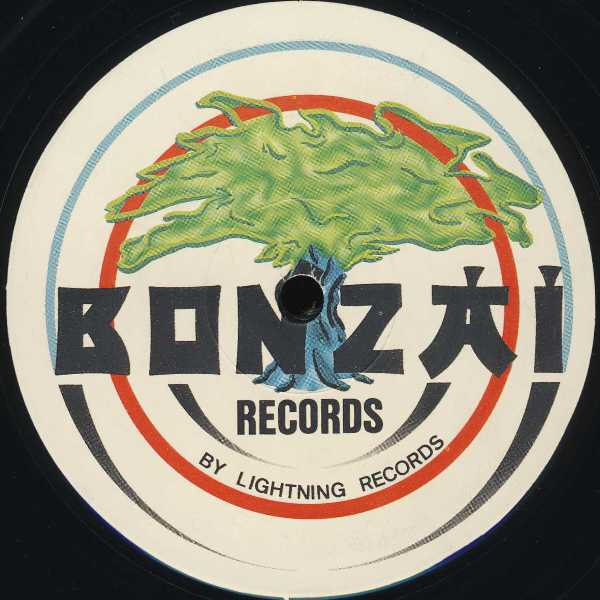 Yves Deruyter - Outsiders | Bonzai Records (BR 95083) - 2 Yves Deruyter - Outsiders | Bonzai Records (BR 95083) - 2
