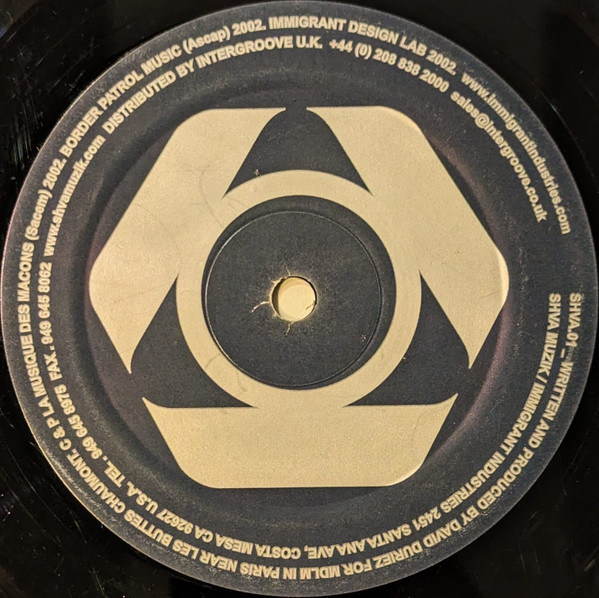 David Duriez Presents Multistep Robotwar - Controlling Everywhere EP | Shva Muzik (Shva.01) - 2