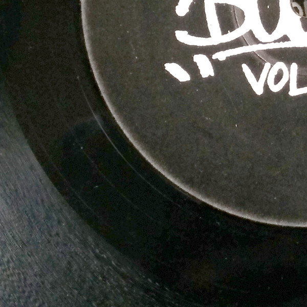 Audio Bullys - Audio Bootys Vol II | Not On Label (Audio Bullys) (ABOOT 02) - 2 Audio Bullys - Audio Bootys Vol II | Not On Label (Audio Bullys) (ABOOT 02) - 2