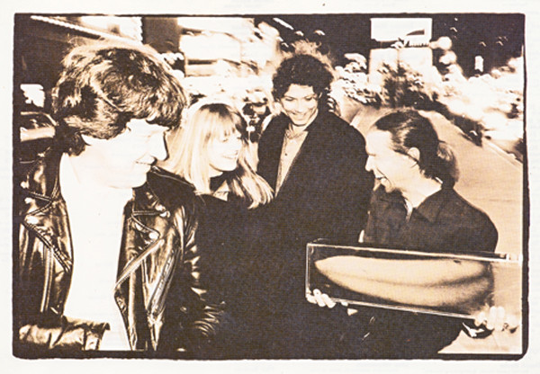 Talking Heads - Naked | EMI (064-79 0156 1) - 9