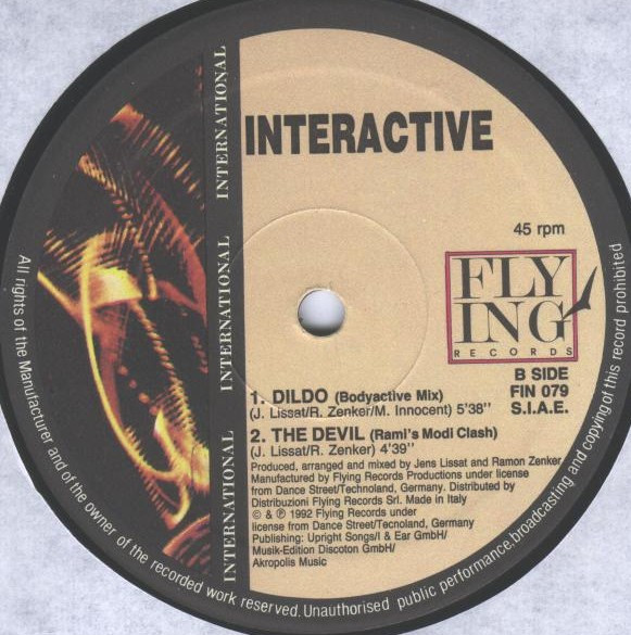Interactive - Dildo | Flying International (FIN 079) - 2