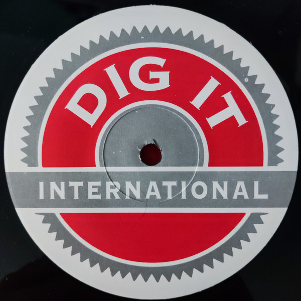 Bass Bumpers - Keep On Pushing | Dig It International (DMX 10261) - 3 Bass Bumpers - Keep On Pushing | Dig It International (DMX 10261) - 3