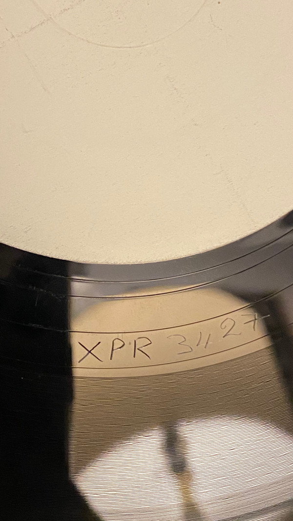 Sade - By Your Side (Ben Watt Lazy Dog Remix) | Epic (XPR 3427) - 4