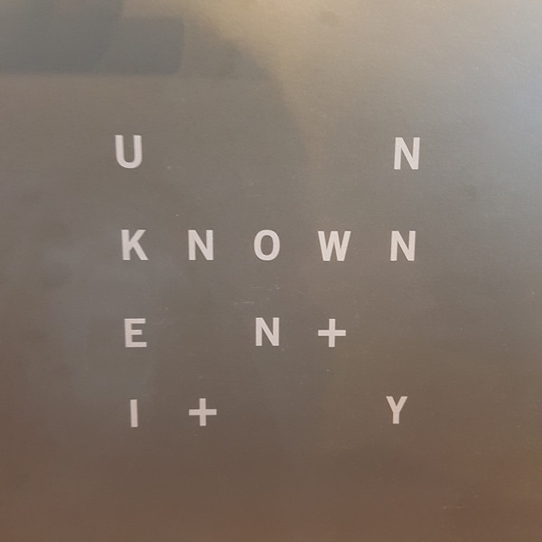 UE-001