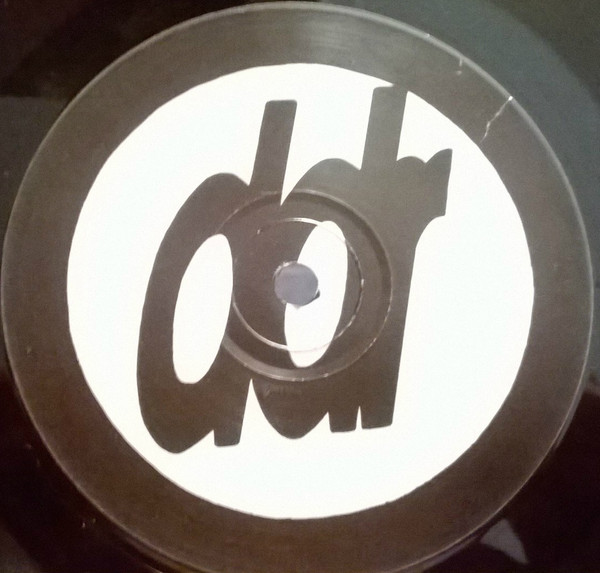 Various - Yoshitoshi Artists - In House We Trust / Deep Dish - Penetrate Deeper | TRIBAL United Kingdom (TRIUK LP011) - 6