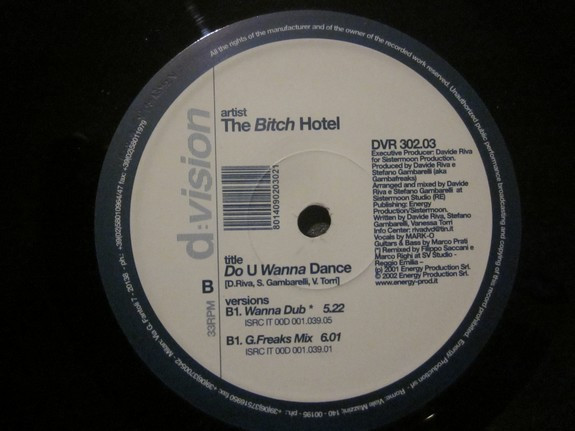 The Bitch Hotel - Do U Wanna Dance | D:vision Records (DVR 302.03) - 5 The Bitch Hotel - Do U Wanna Dance | D:vision Records (DVR 302.03) - 5