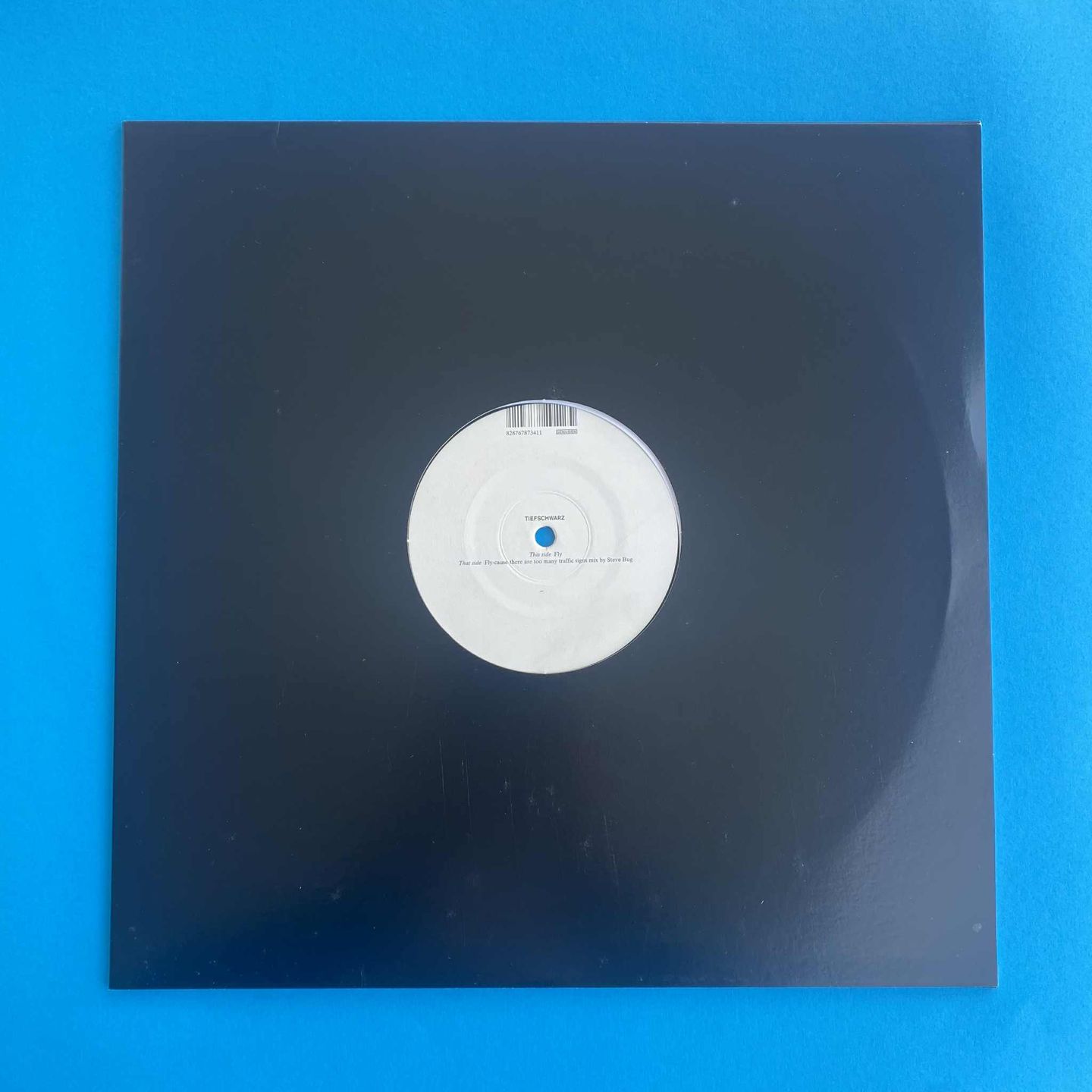 Tiefschwarz - Fly | Four Music (FOR 82876787341) - main Tiefschwarz - Fly | Four Music (FOR 82876787341) - main