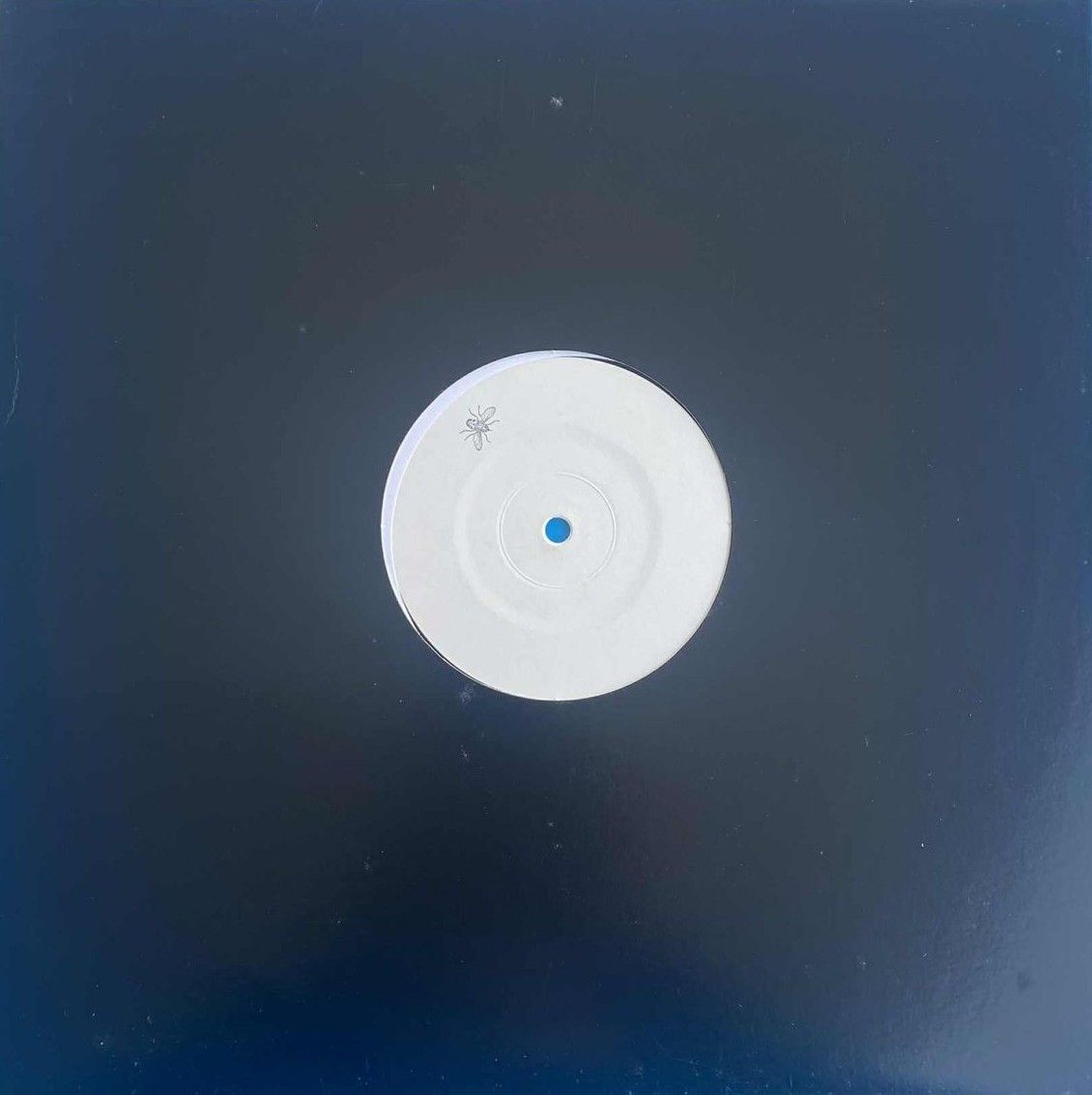 Tiefschwarz - Fly | Four Music (FOR 82876787341)