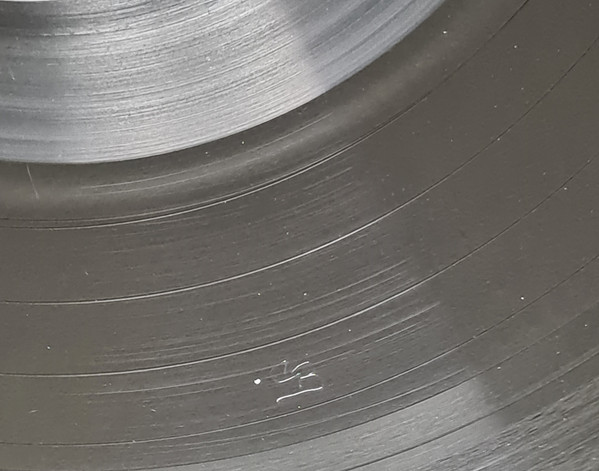 Tool - Lateralus | Volcano (61422-31160-1 LP) - 21 Tool - Lateralus | Volcano (61422-31160-1 LP) - 21