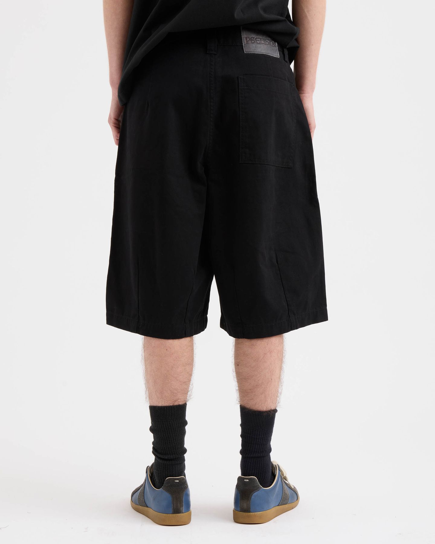 Pleated Balloon Shorts | Black