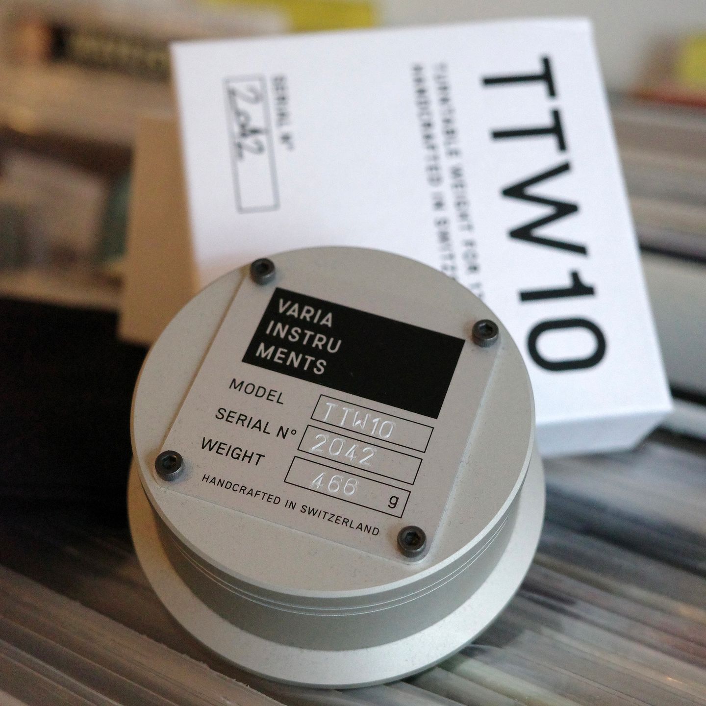Varia Instruments - TTW10 Turntable Weight Limited Edition SILVER - main Varia Instruments - TTW10 Turntable Weight Limited Edition SILVER - main