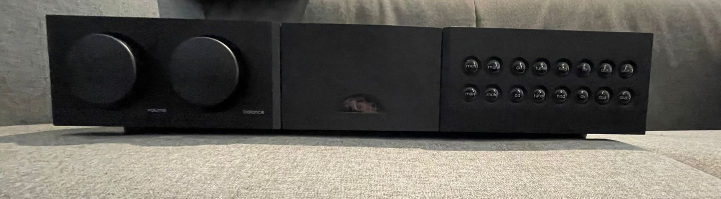 Naim - Naim Audio NAC 252 Preamplifier with Supercap(DR) - 9 Naim - Naim Audio NAC 252 Preamplifier with Supercap(DR) - 9