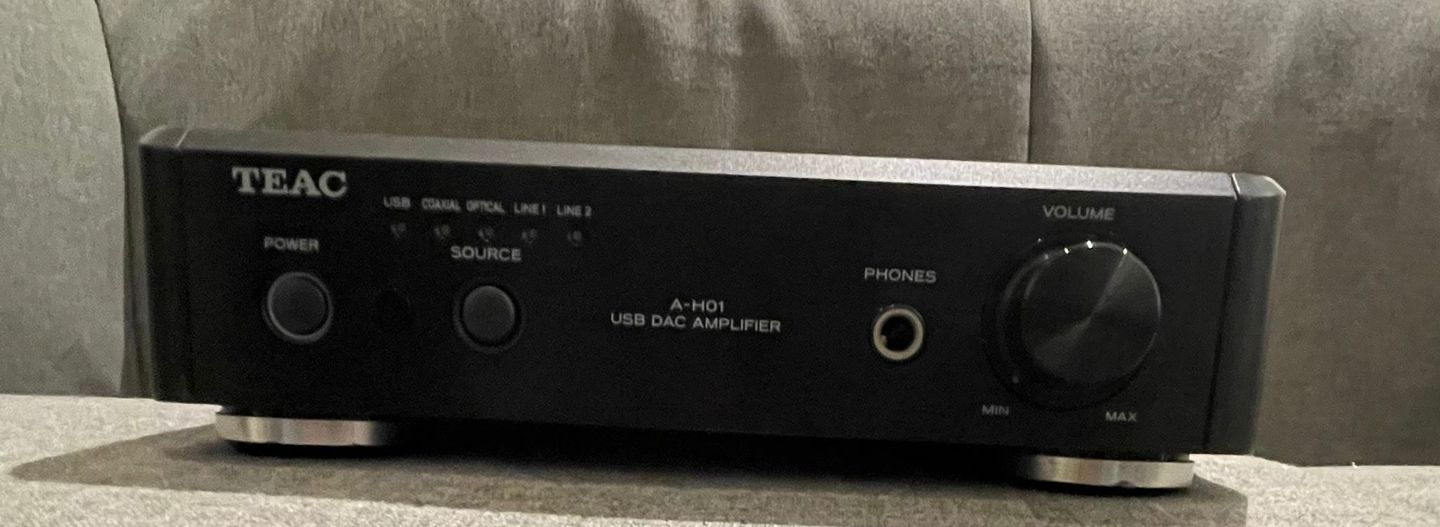 TEAC - TEAC A H-01E-B Integrated Amplifier - main TEAC - TEAC A H-01E-B Integrated Amplifier - main