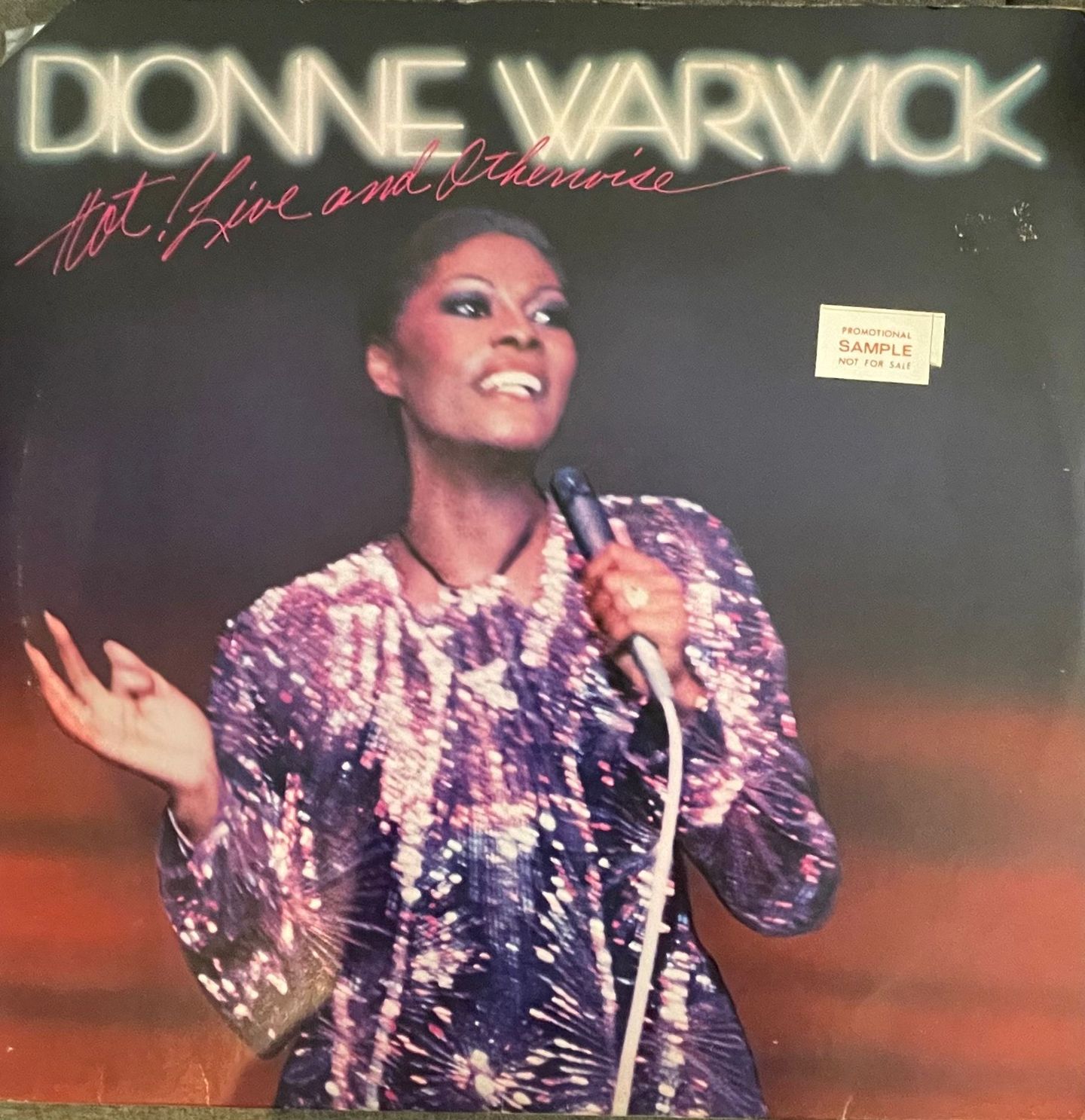 Dionne Warwick - Hot! Live And Otherwise | EMI Records (A2L 8605) - main Dionne Warwick - Hot! Live And Otherwise | EMI Records (A2L 8605) - main