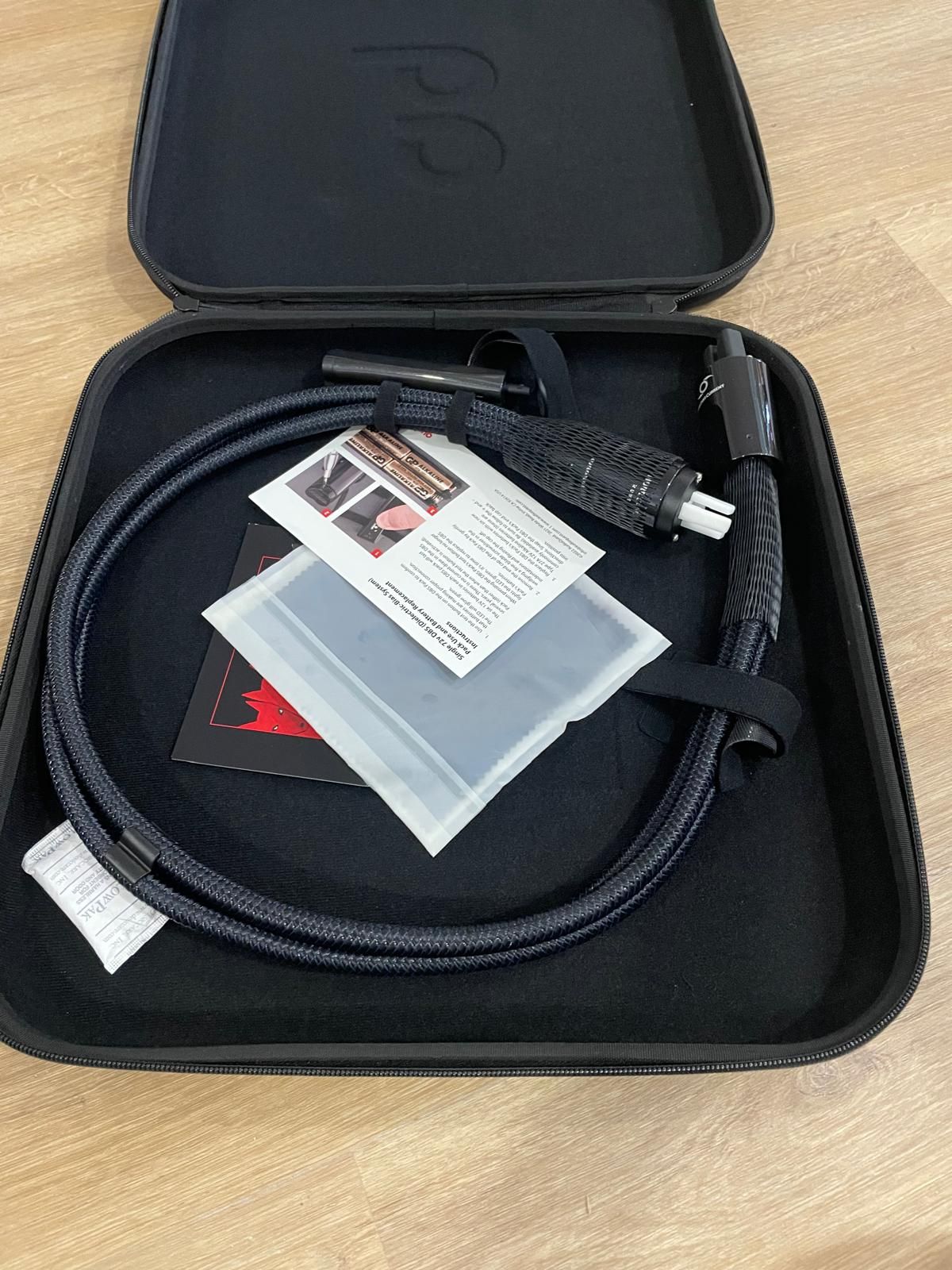 Audio Quest - Audio Quest Source Power Cord - 1 Meter, C-13, USA Plug - 3 Audio Quest - Audio Quest Source Power Cord - 1 Meter, C-13, USA Plug - 3