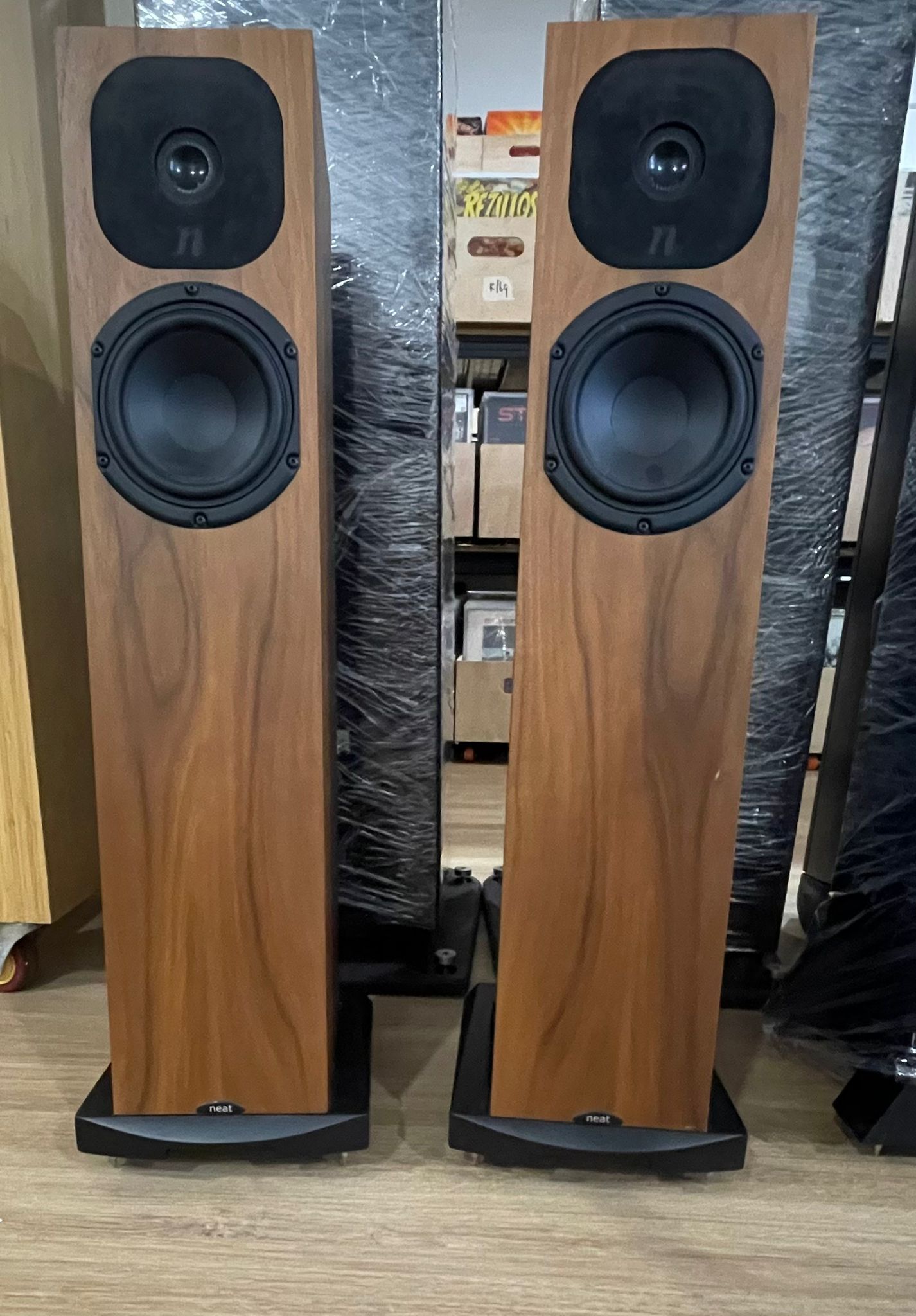 Neat Acoustics - Neat Acoustics Motive SX2 Floorstanding Speakers Pair - main Neat Acoustics - Neat Acoustics Motive SX2 Floorstanding Speakers Pair - main
