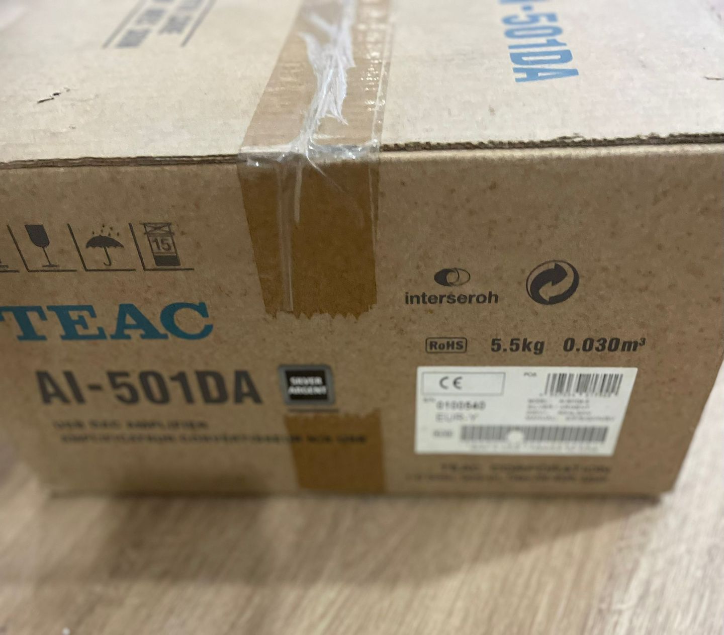 TEAC - TEAC AI-501 (Silver) DAC Amplifier - 2 TEAC - TEAC AI-501 (Silver) DAC Amplifier - 2