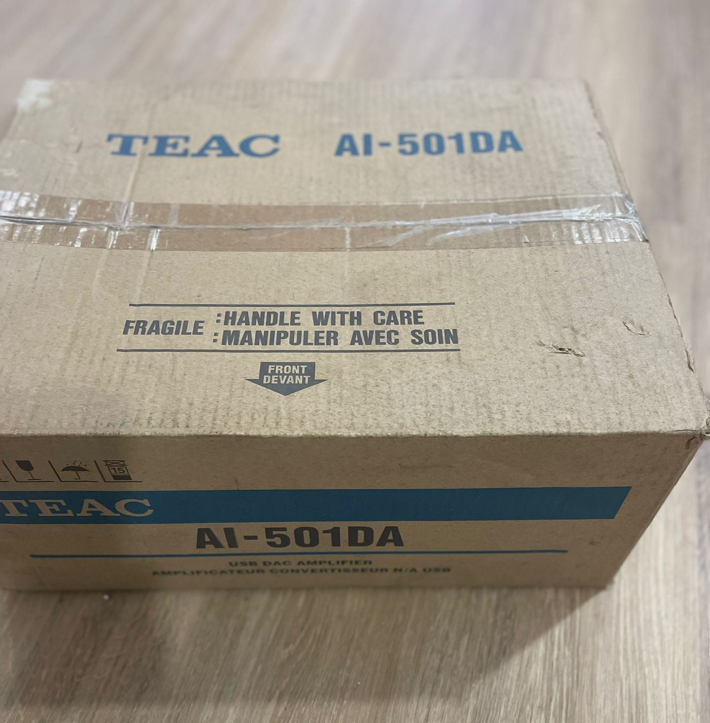 TEAC - TEAC AI-501 (Silver) DAC Amplifier - main TEAC - TEAC AI-501 (Silver) DAC Amplifier - main