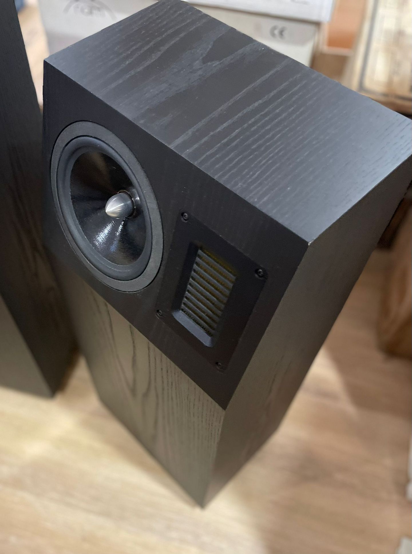 Neat Acoustics - Neat Acoustics Iota Xplorer Speakers Pair - 2 Neat Acoustics - Neat Acoustics Iota Xplorer Speakers Pair - 2