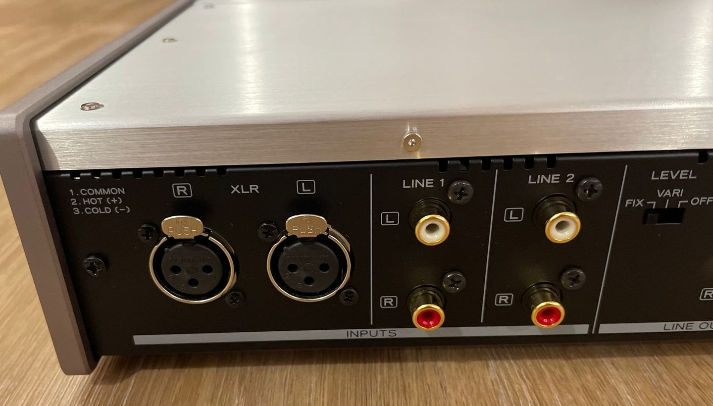 TEAC - TEAC HA-501 Headphone Amplifier - 6 TEAC - TEAC HA-501 Headphone Amplifier - 6