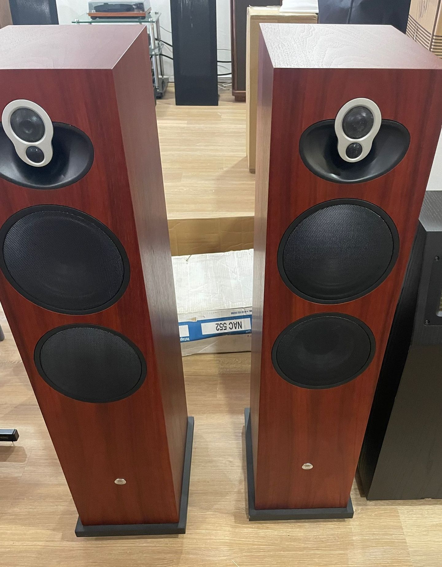 Linn - Linn Majik 140 Floorstanding Speakers Pair - main Linn - Linn Majik 140 Floorstanding Speakers Pair - main